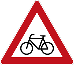 Radfahrer_kreuzen.png